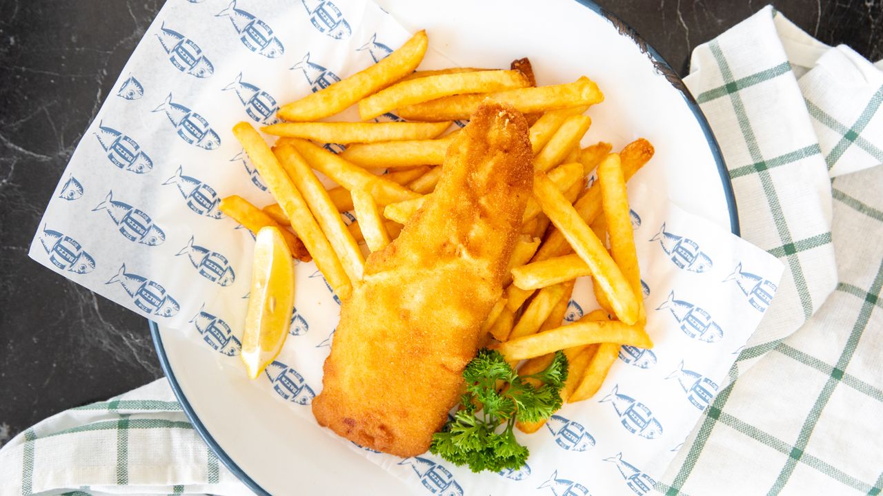 Cod (6) & Chips