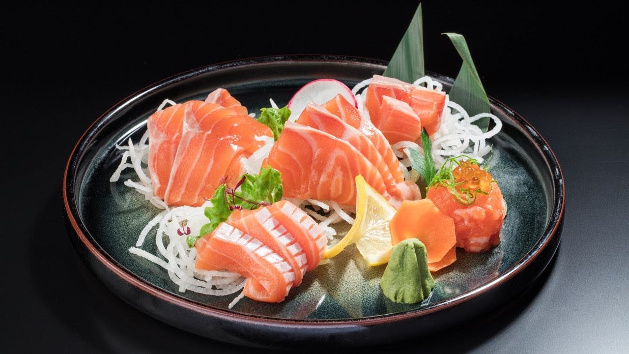 Salmon Deluxe Sashimi【刺身さしみ】