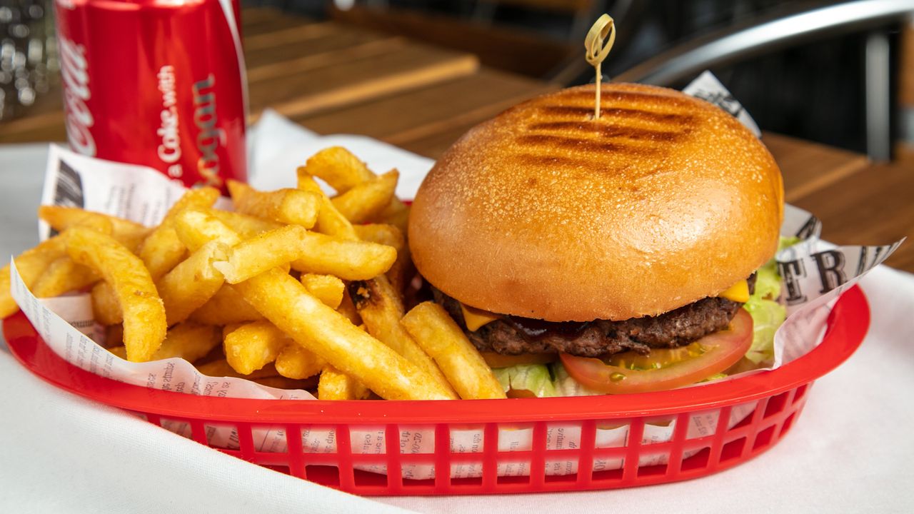 The Classic Beef Burger (Standard)