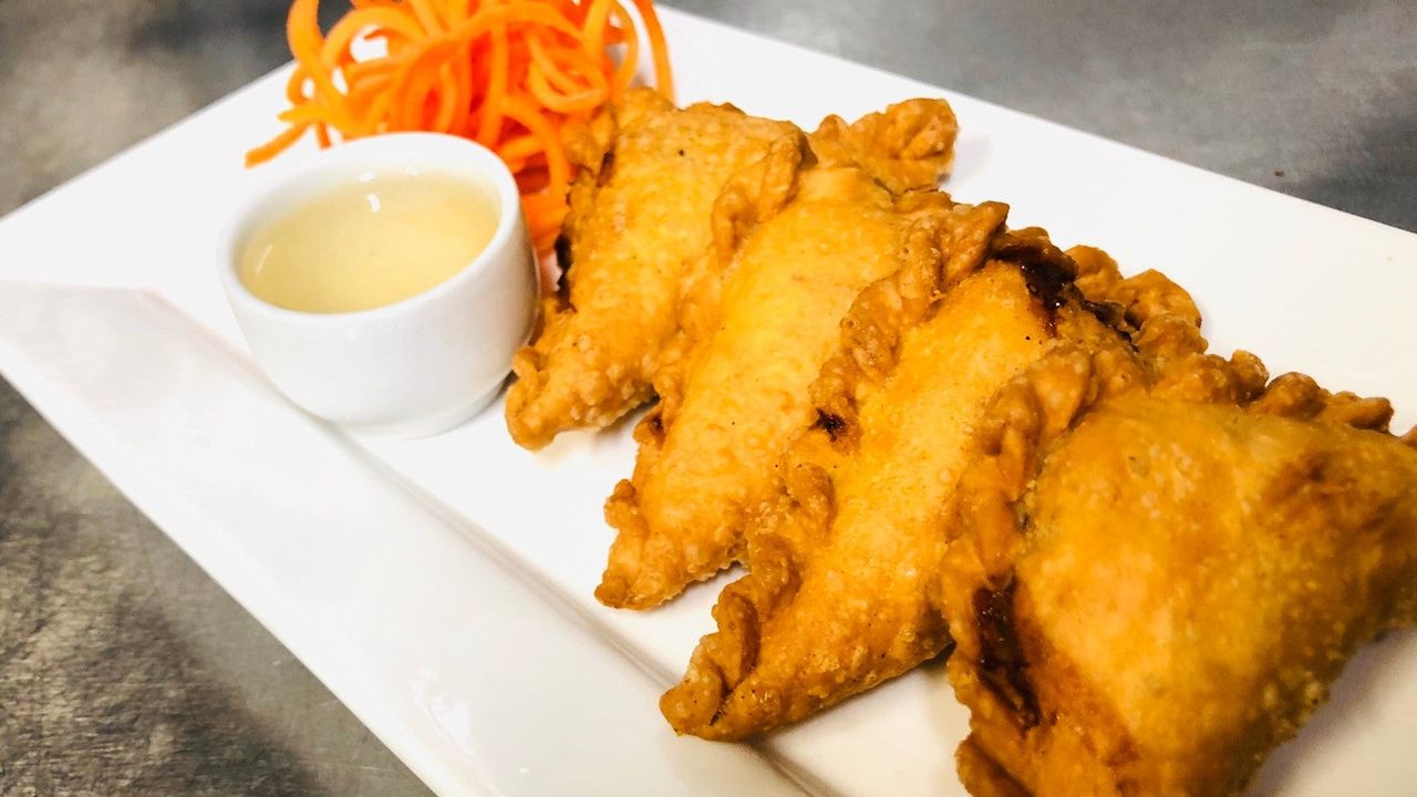 Curry Puffs (4pcs) (V)
