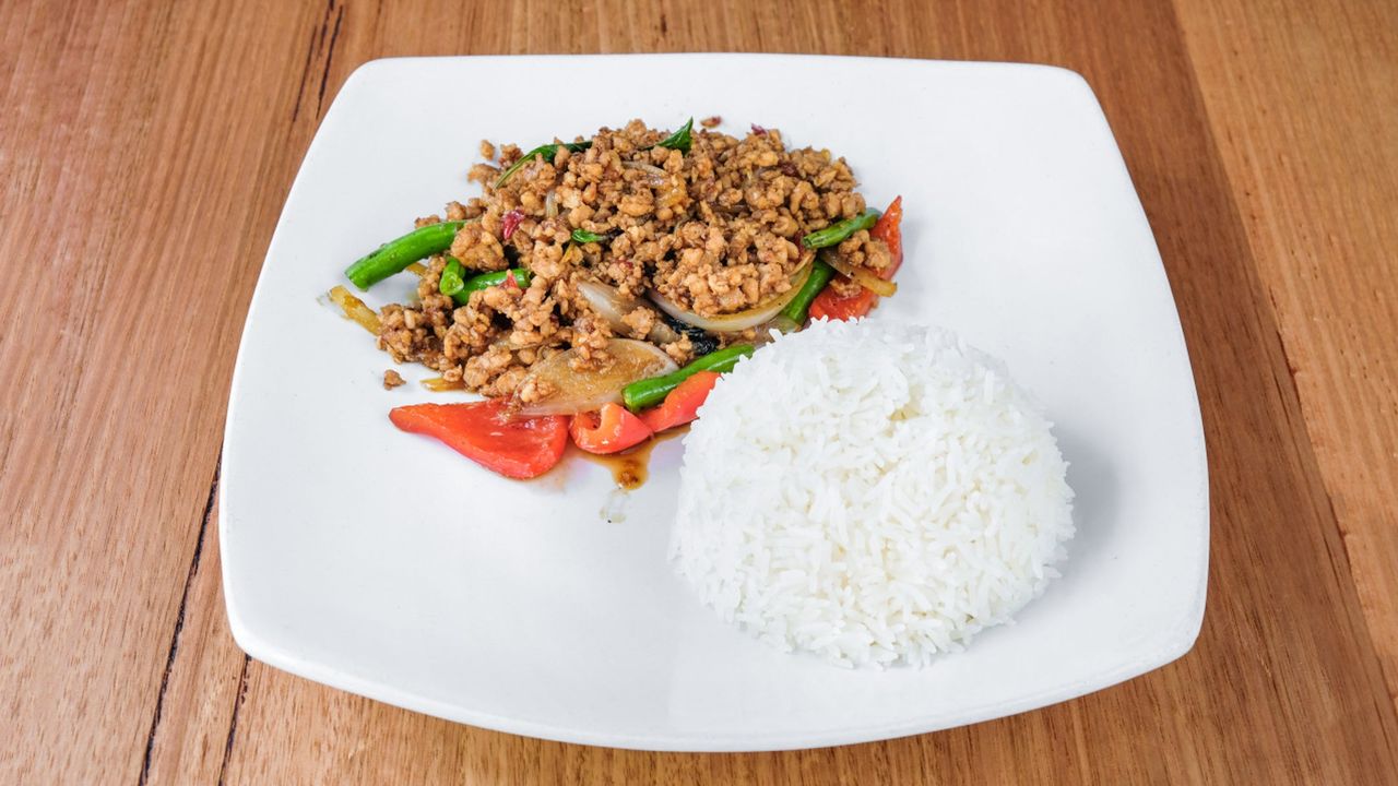 Pud Gapao Tofu (V)