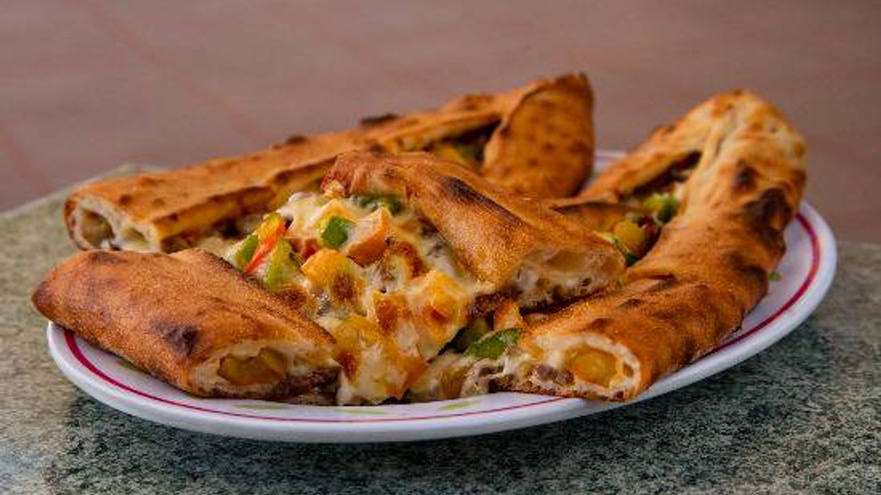 Vegetarian Pide