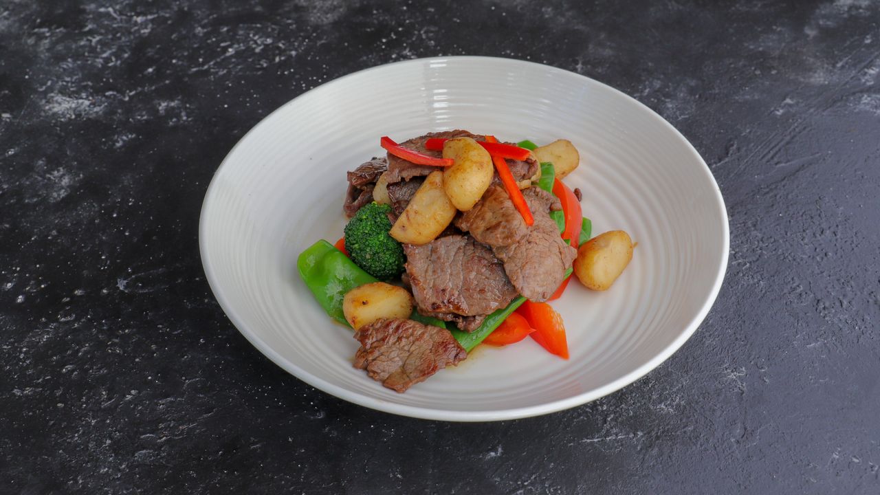 Som Wung Beef