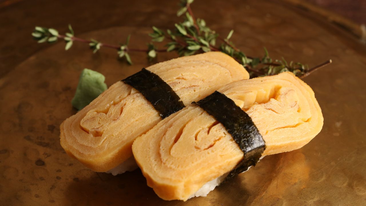 Tamago Nigiri  (2pcs)