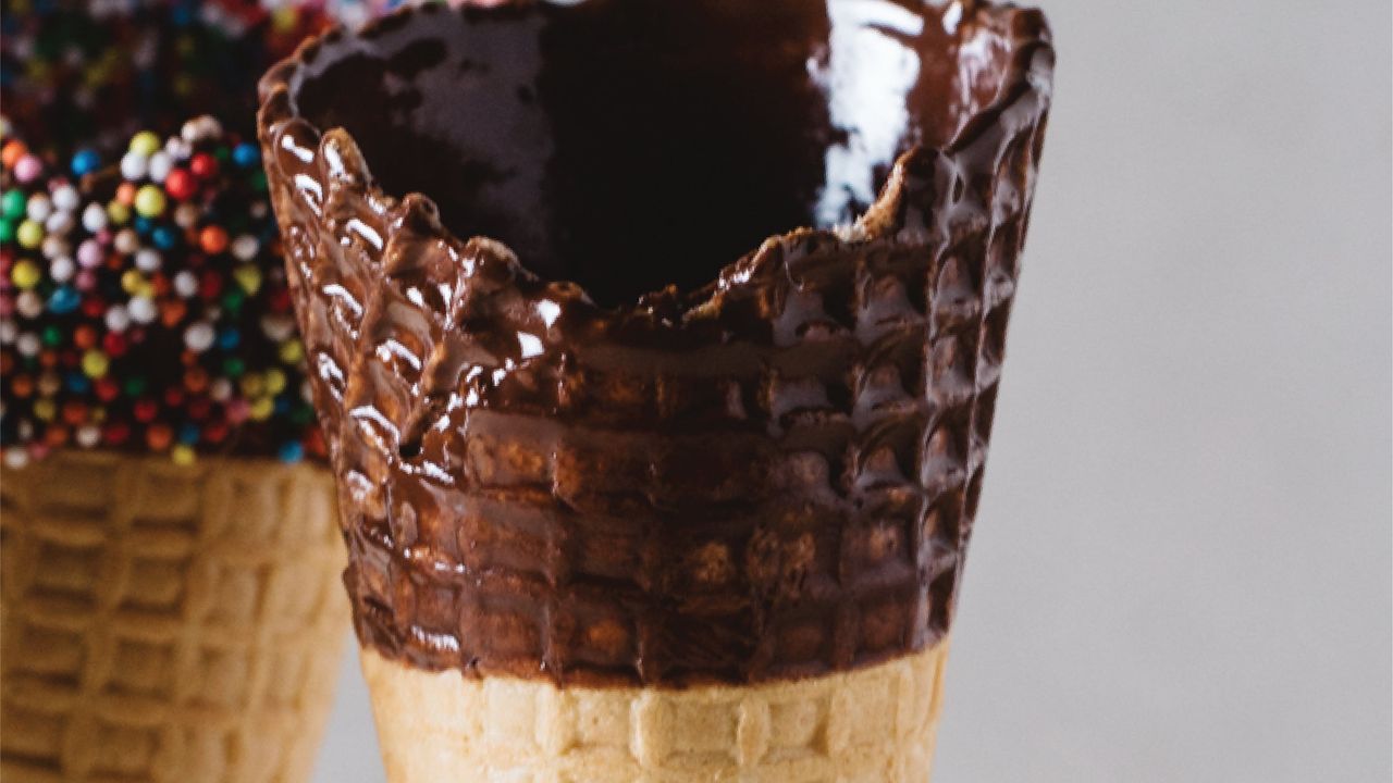 Choc Dipped Cones