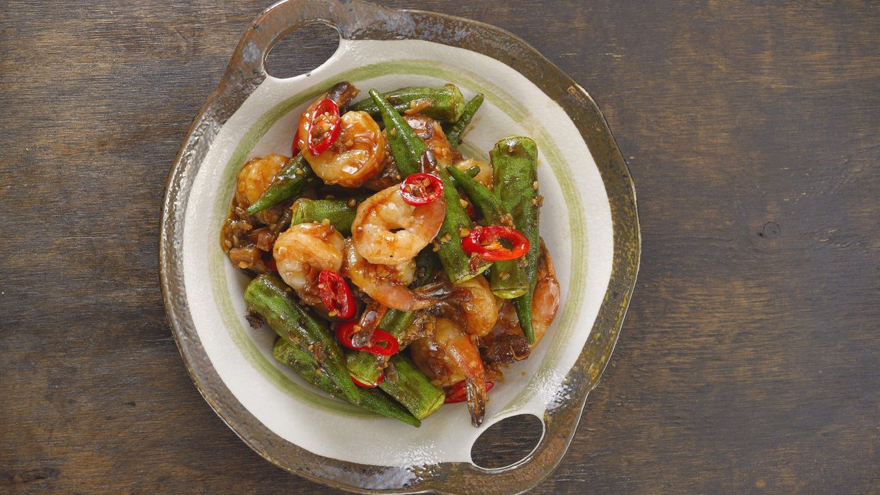 413 Wok Fried Prawn & Okra in XO Sauce