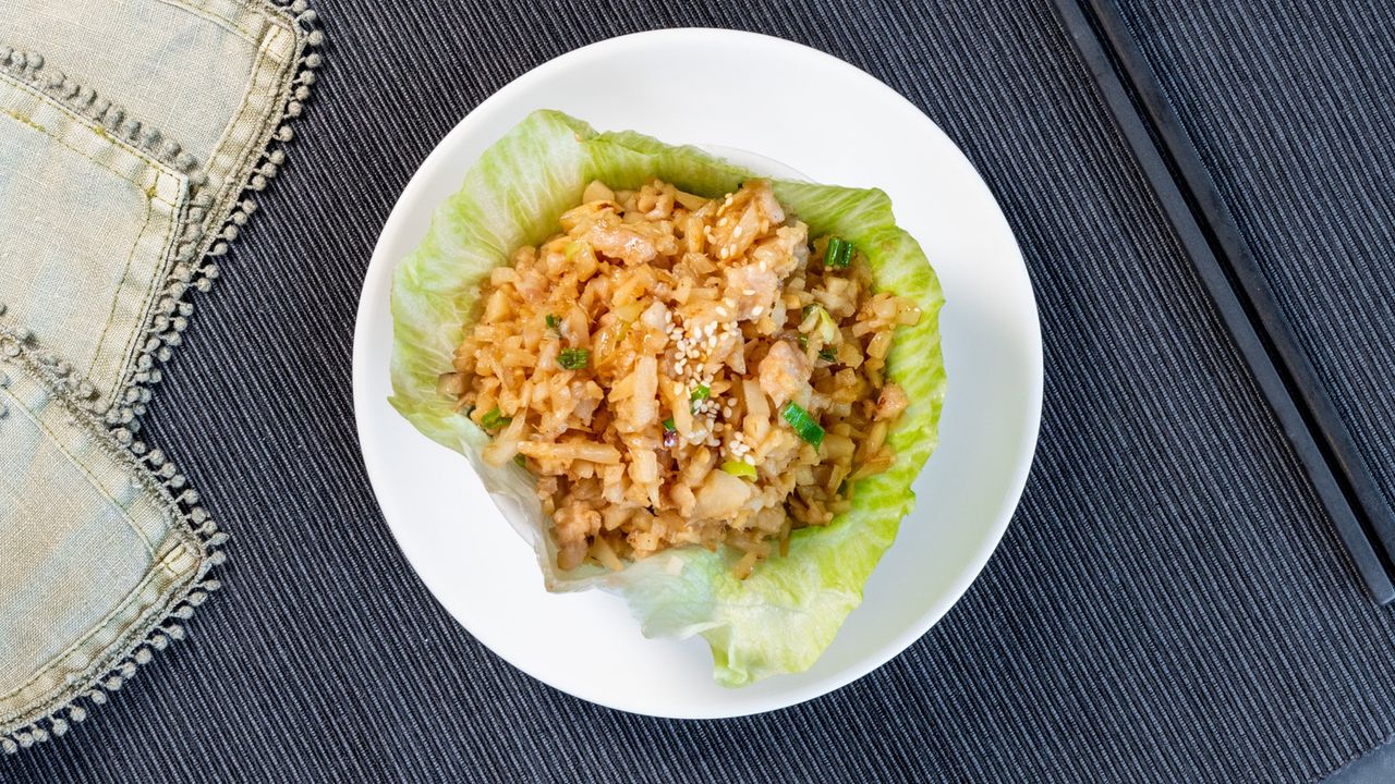 Lettuce Deluxe - Chicken (San Choi Bao)(1pcs)