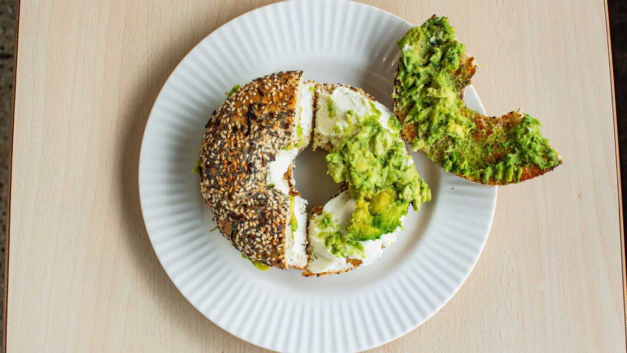 Bagel with Avocado