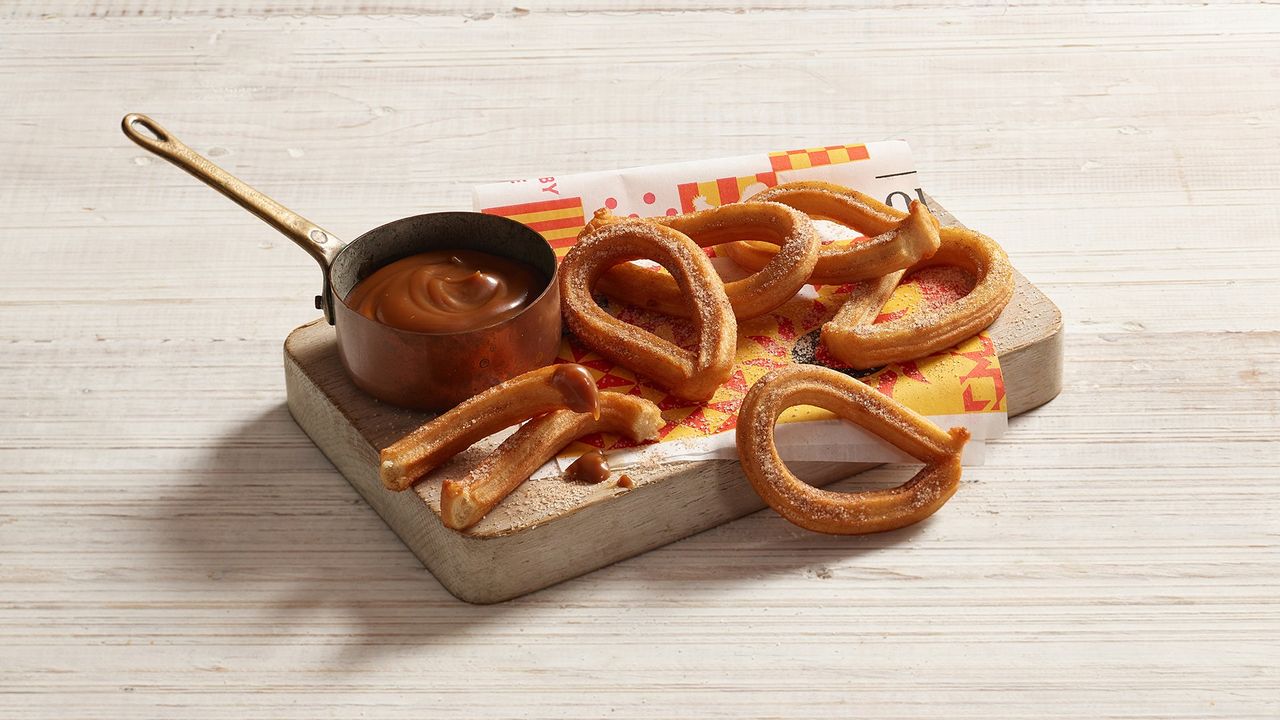 Churros 6 Pack with Caramel Sauce