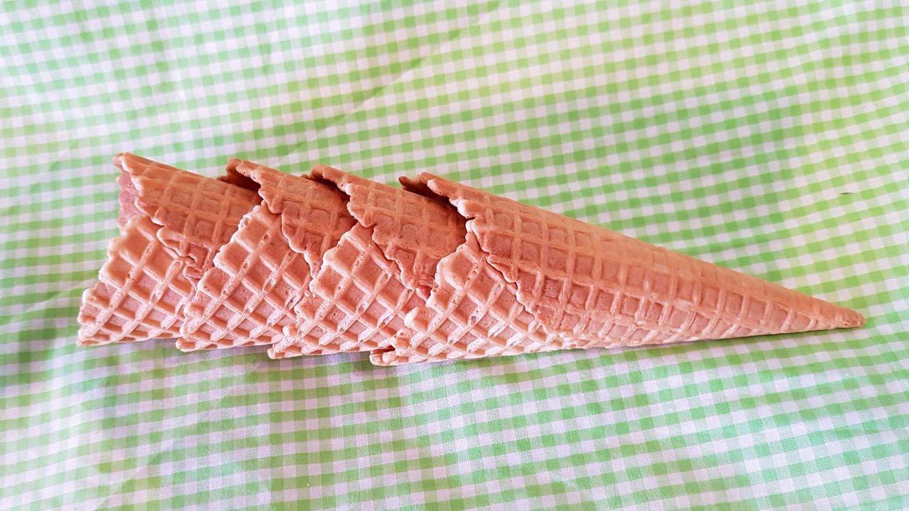 Waffle cones (4)