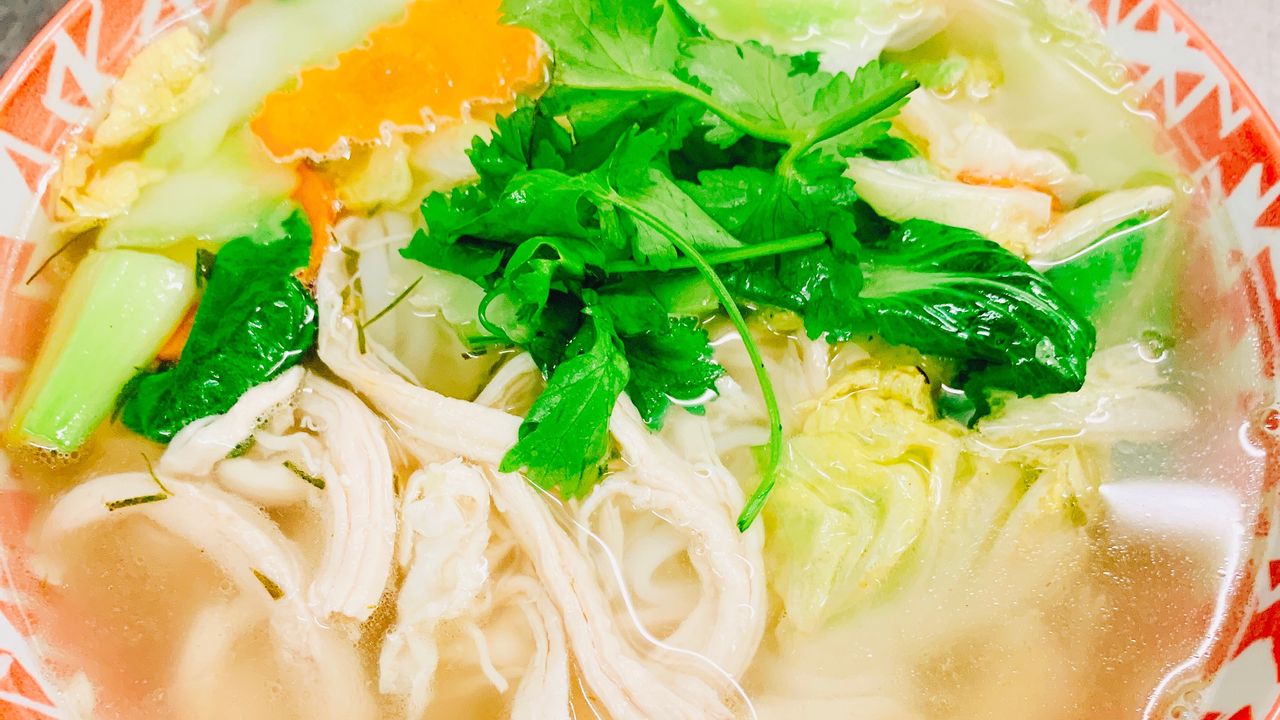 Vegetable and Shredded Chicken Pho