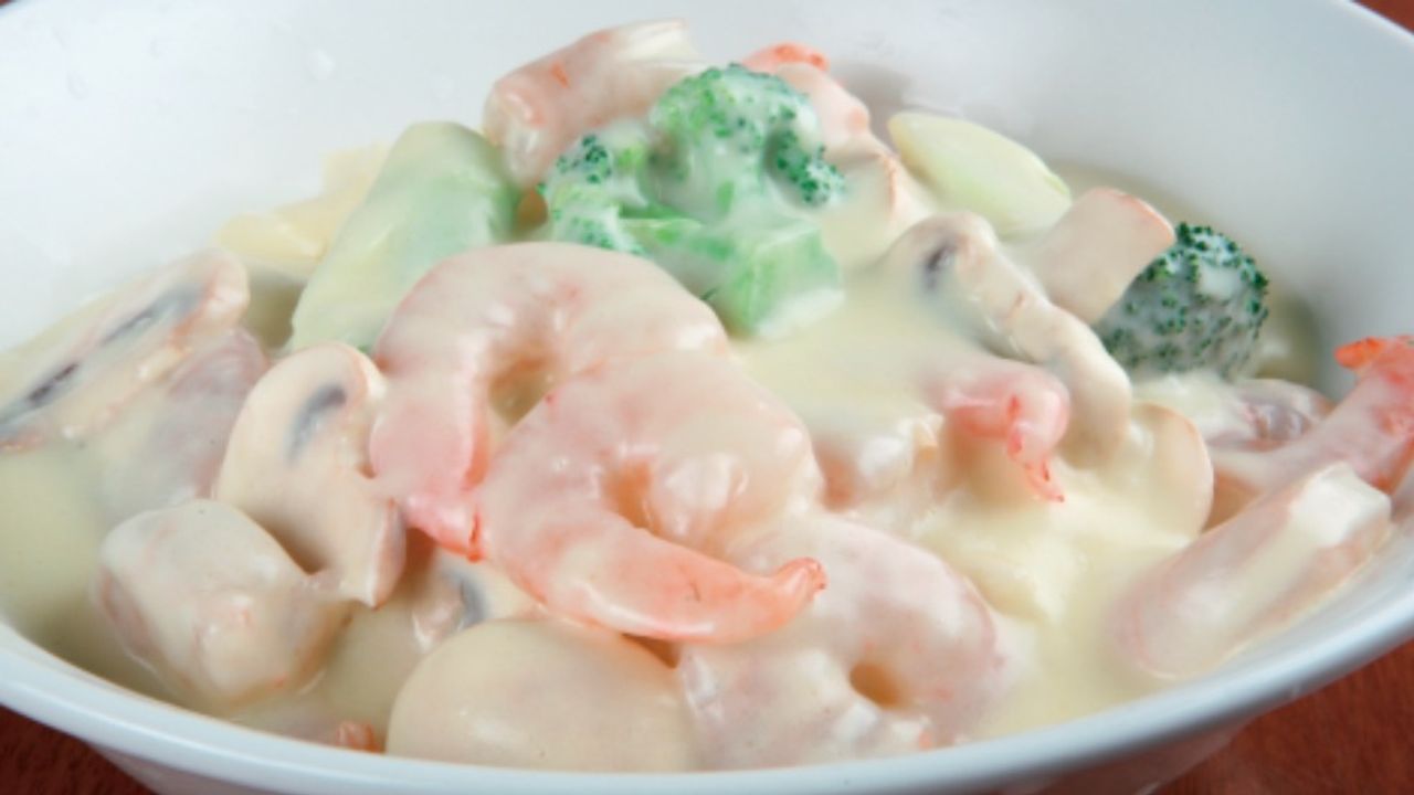 34. Creamy Rice Prawn