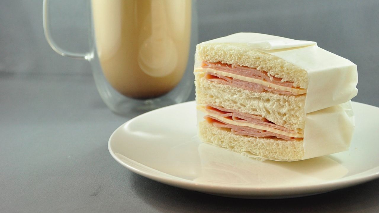 Ham&cheese sandwich