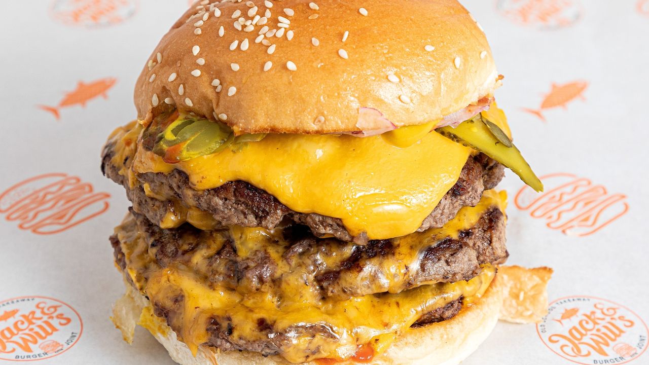 Classic American Cheeseburger (Quad)