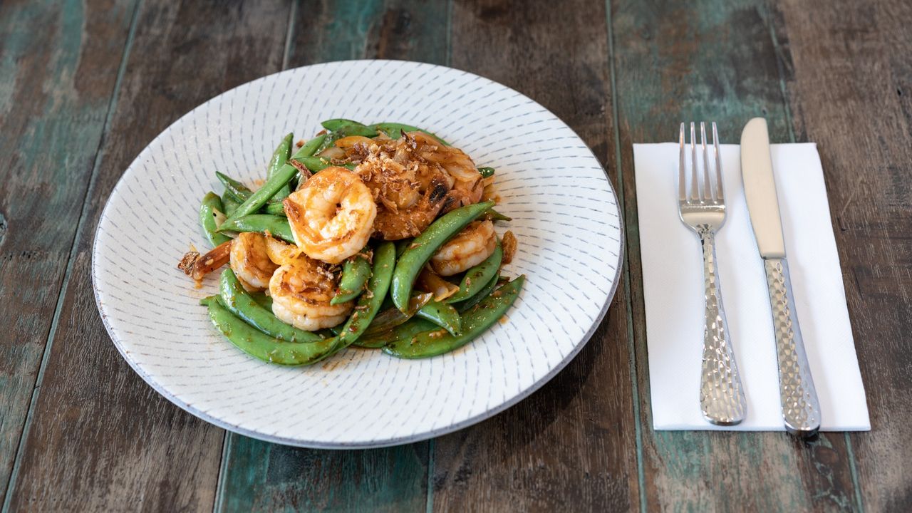 Pad Sambal Prawn with Sugar Snap Pea (Spicy)