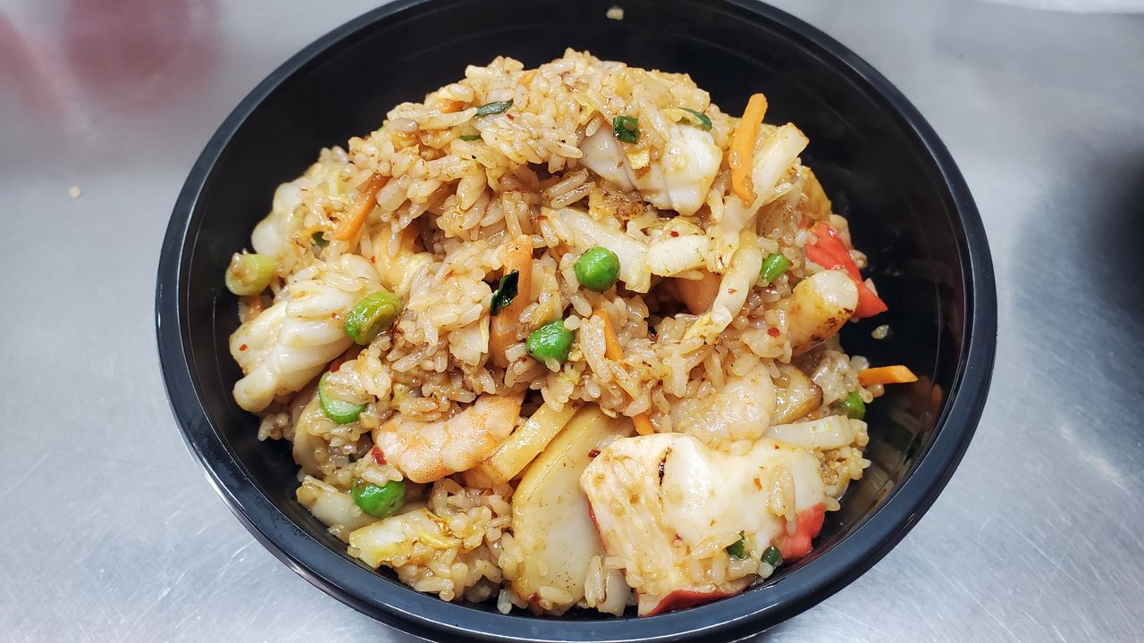 32. Seafood Nasi Goreng