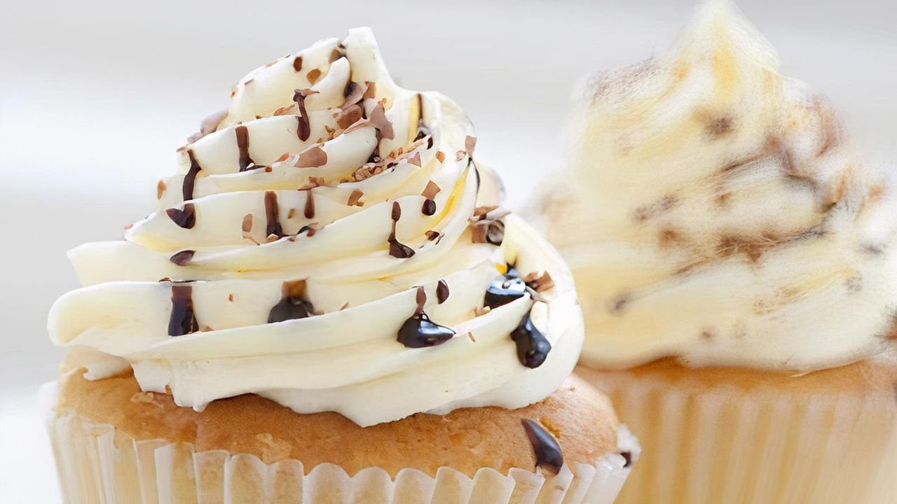 Classic Chocolate Drizzle