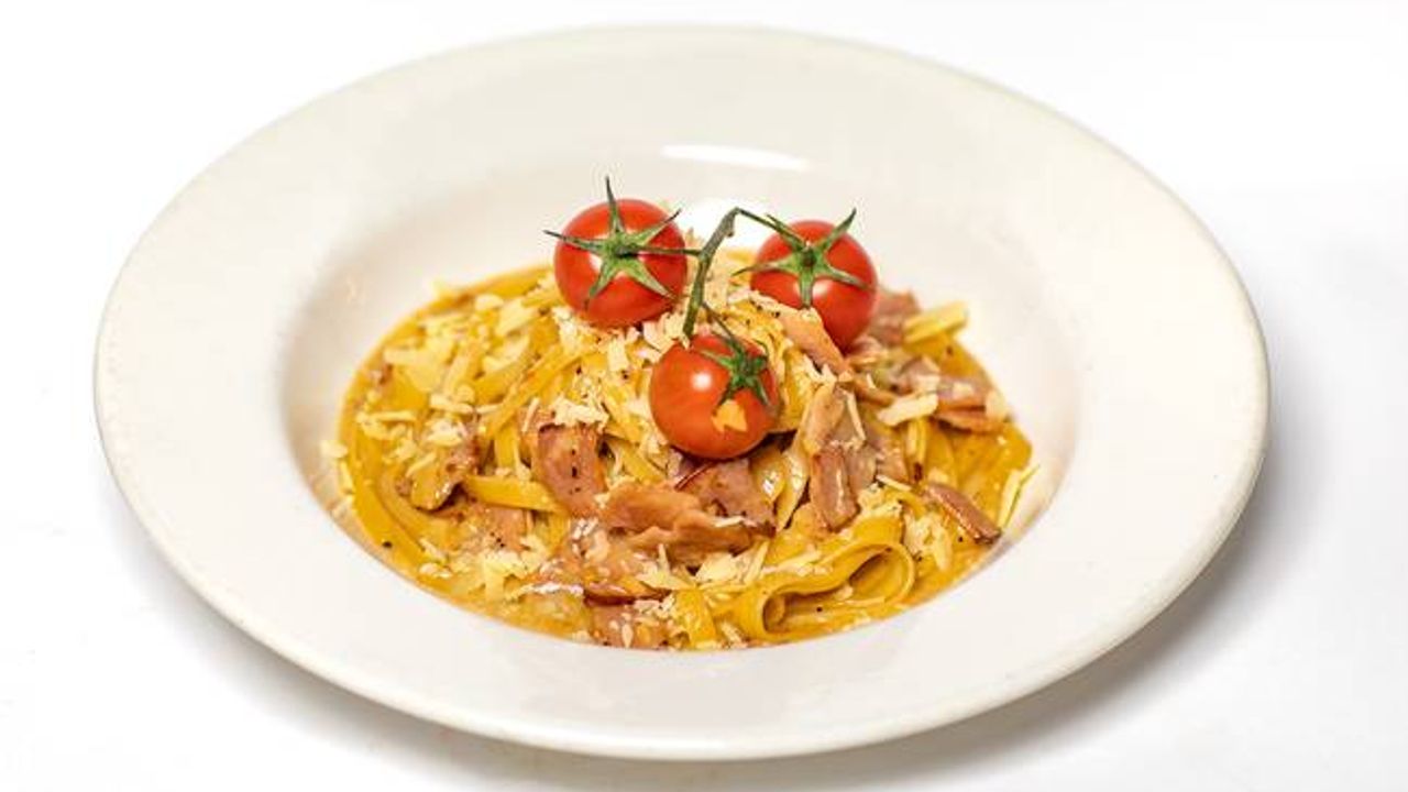Fettuccine Carbonara