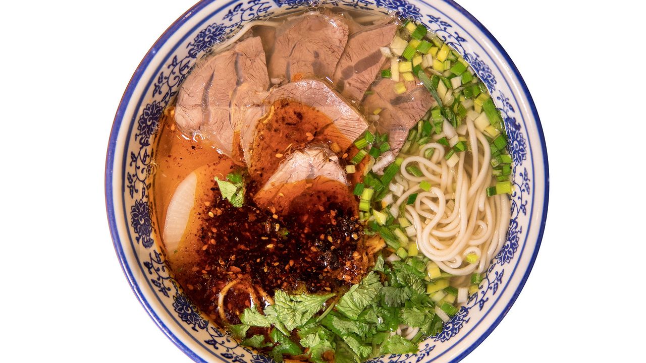 Homemade Braised Beef Noodle Soup (Limited)