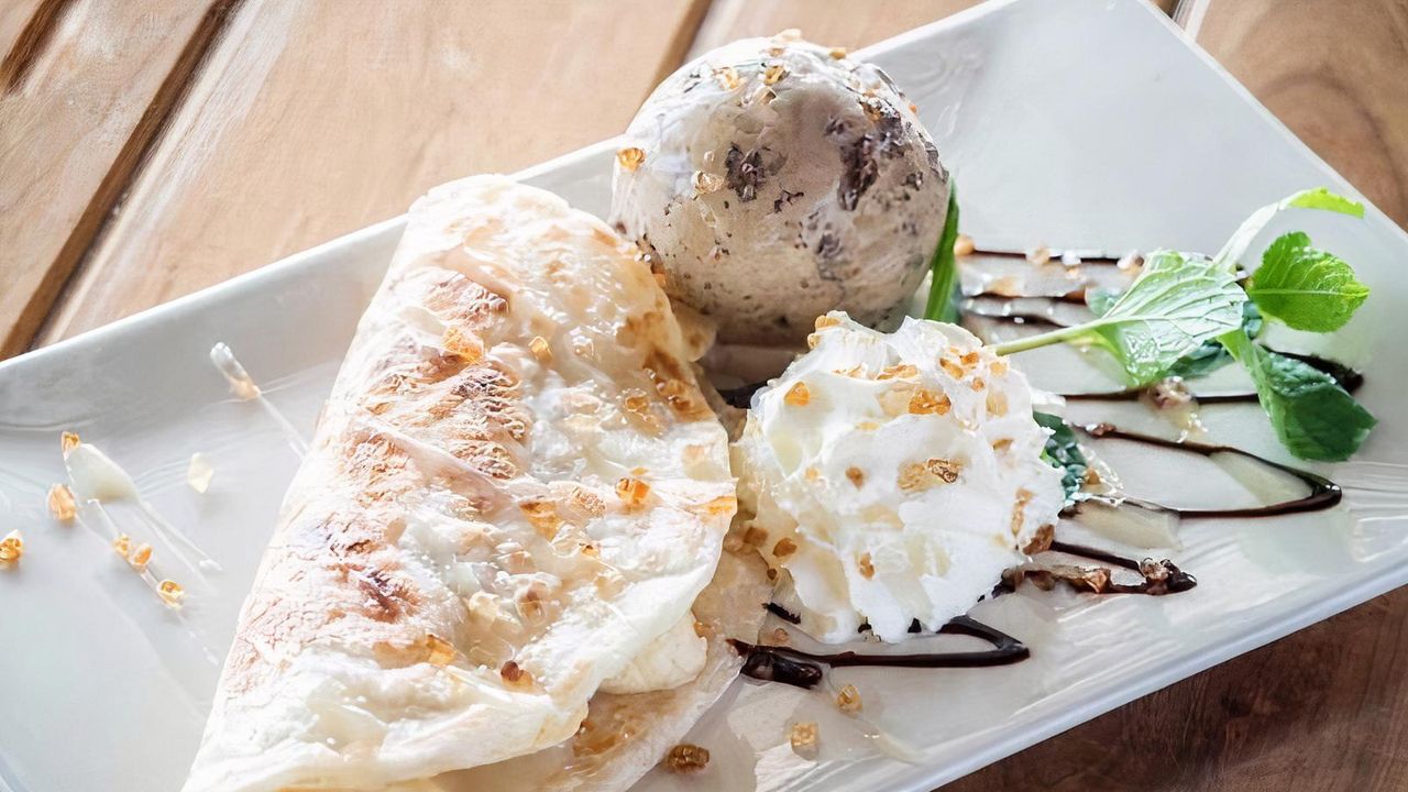 Roti with Ice Cream