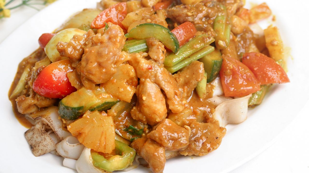 Stir Fried Satay Chicken & Veggies