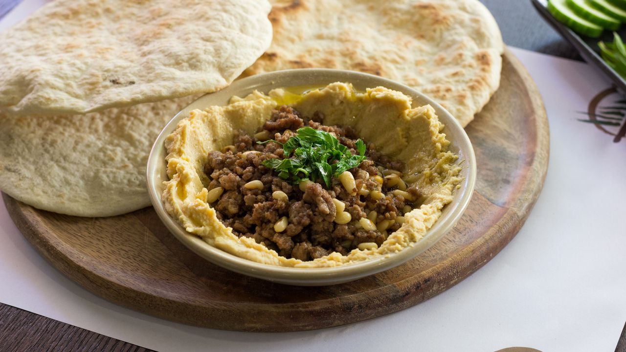 Chee Tayeb Hummus