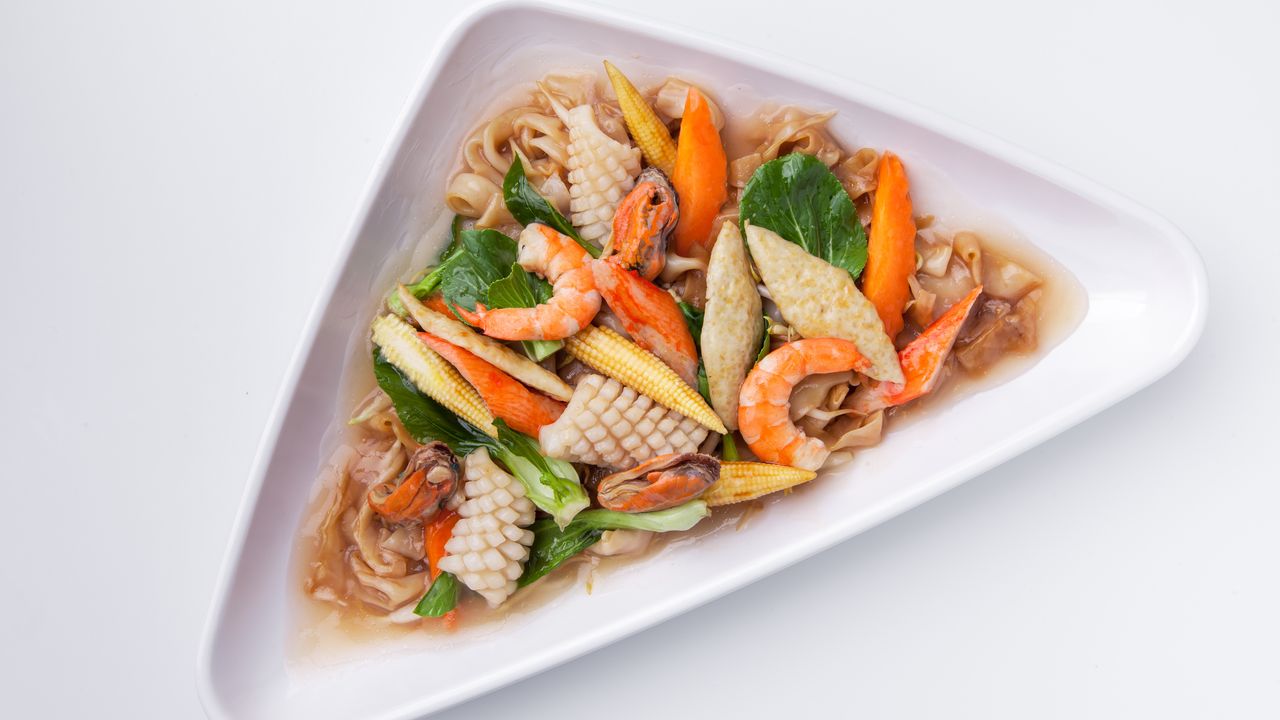 140. Thai-Style Noodles in Gravy