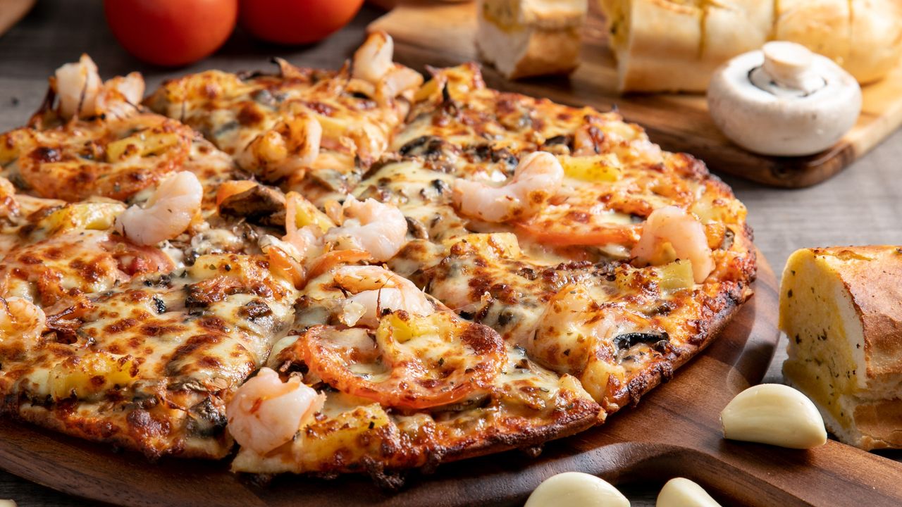 Garlic Prawns Pizza