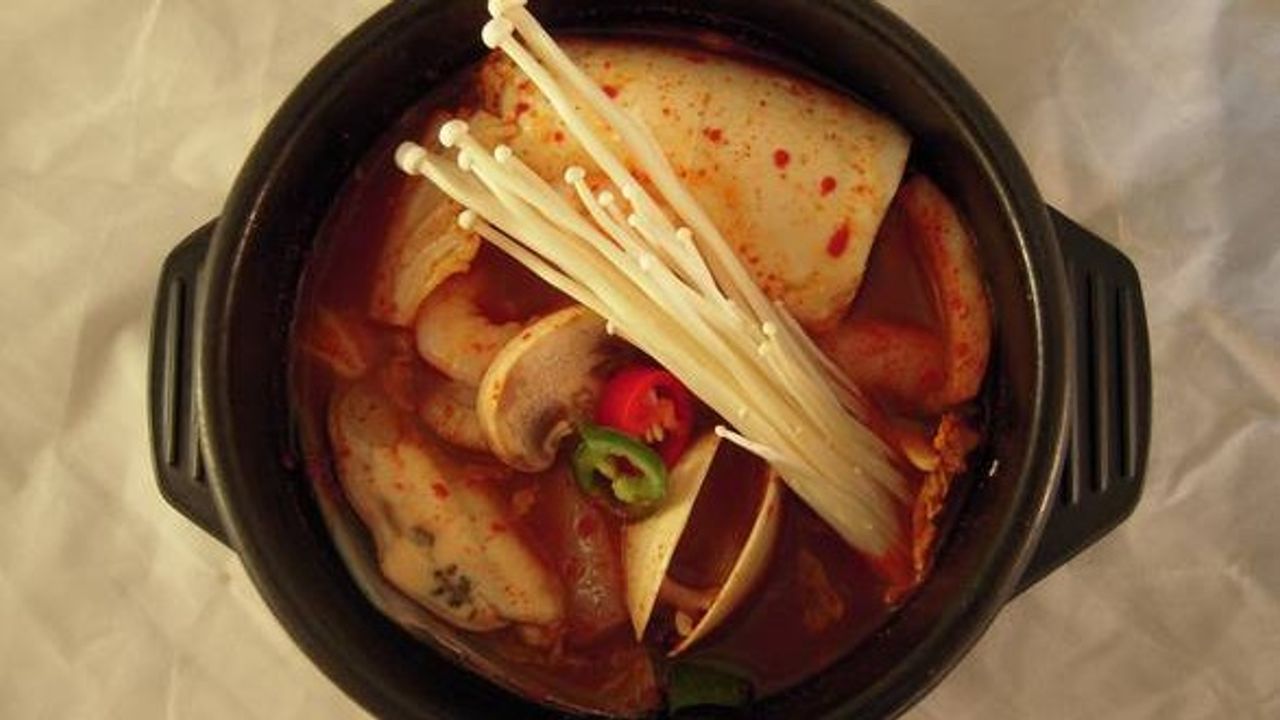 Silken Tofu Soup (Pork / Seafood)