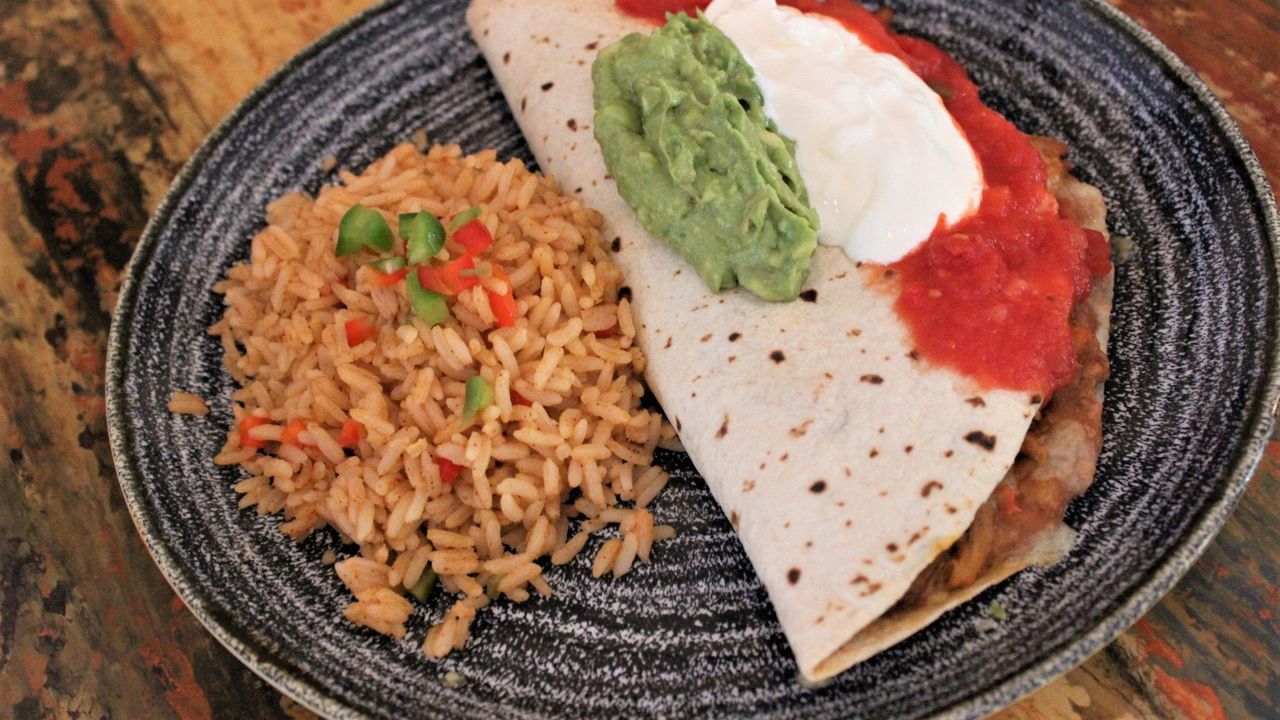 Chili Con Carne Quesadilla Suprema