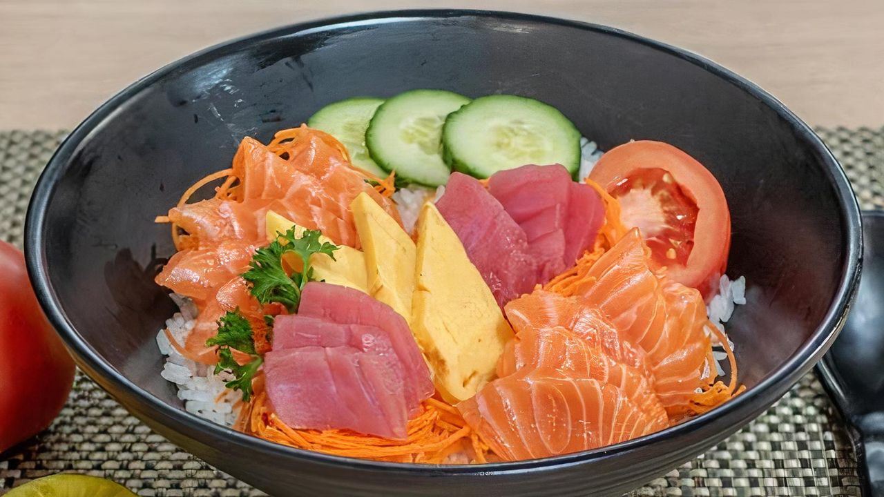 Mixed Sashimi Don