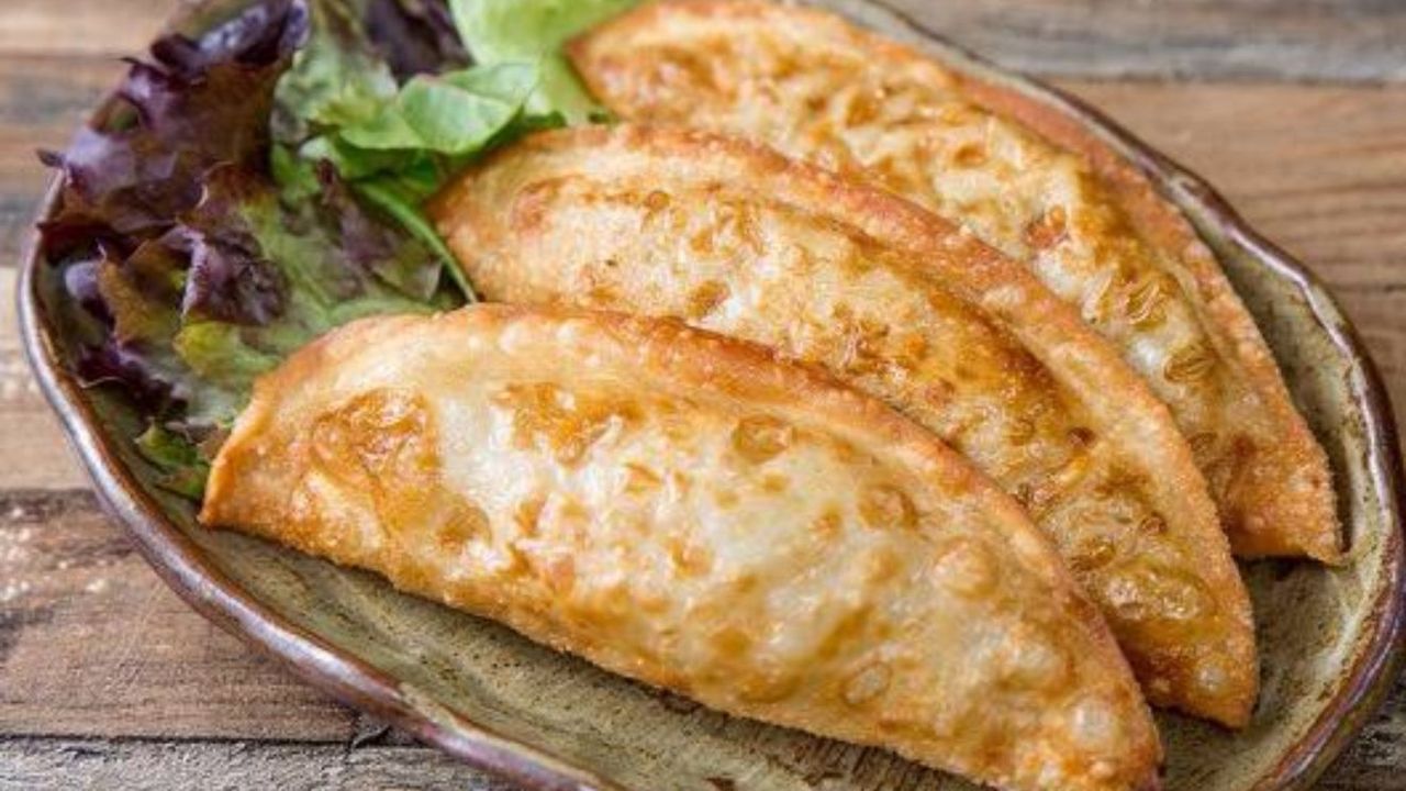 Fried Dumplings (3 Pieces)