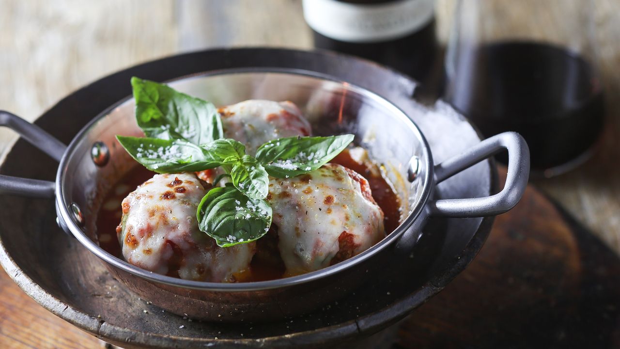 Mamma Rosa’s Meatballs (4)