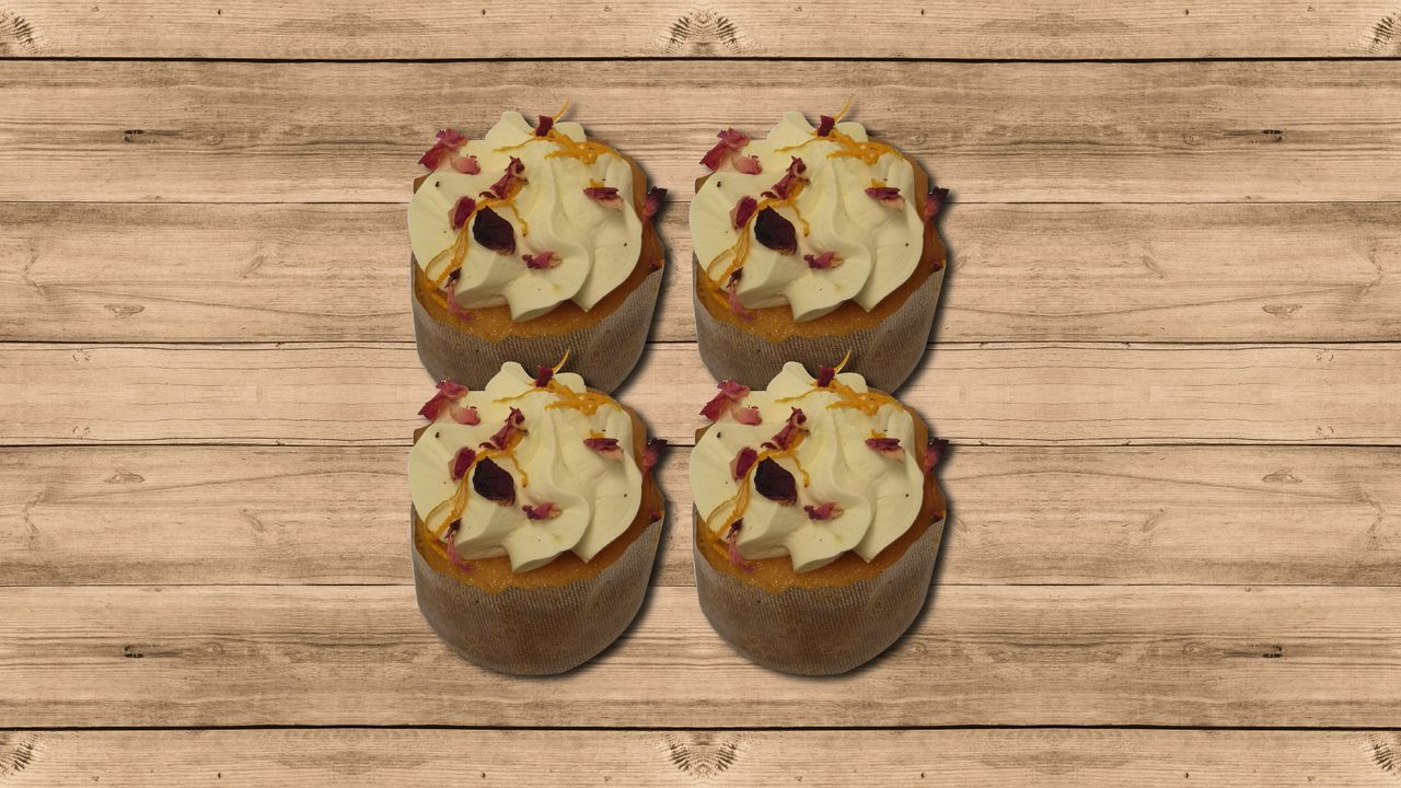 Mini Orange Almond Cakes (4 Pieces)