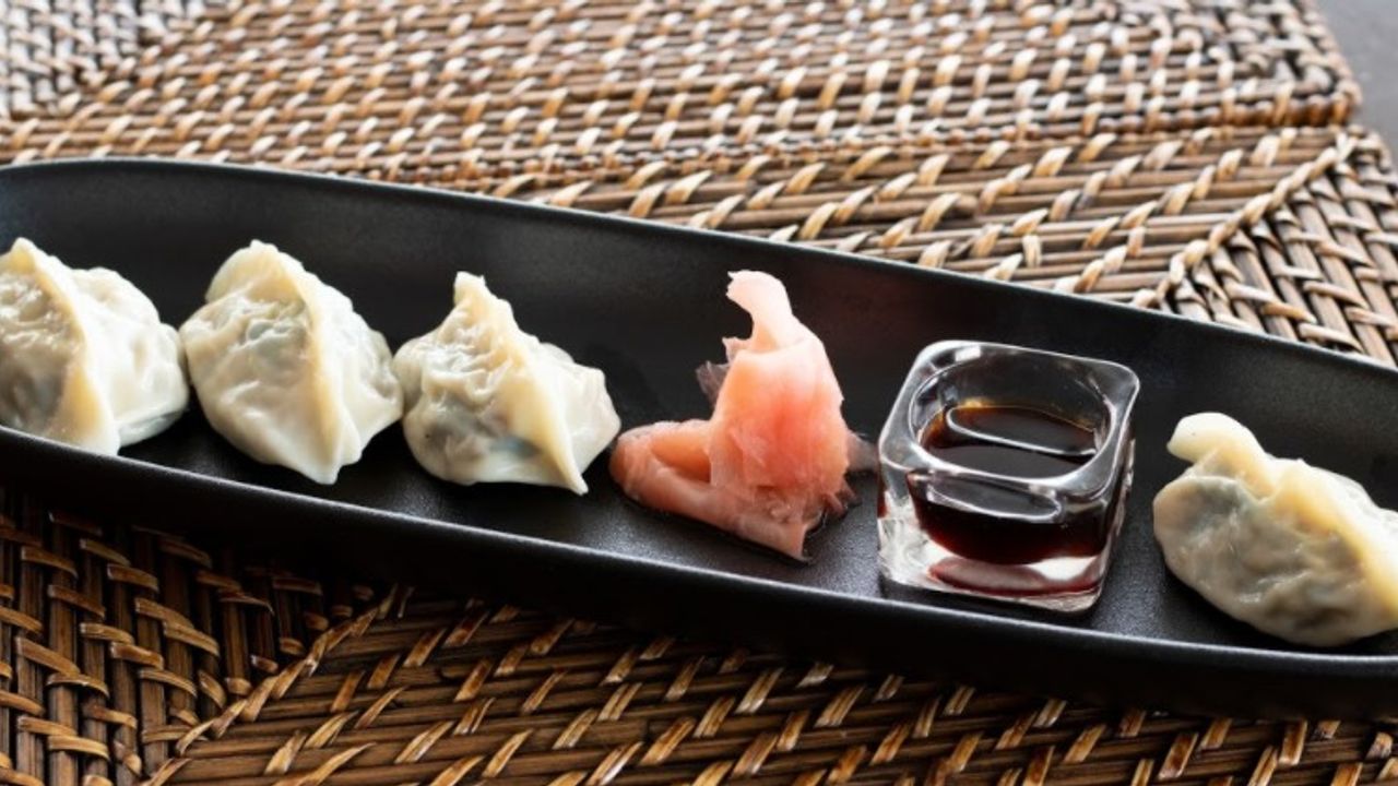 14. Steamed Dumplings (4)