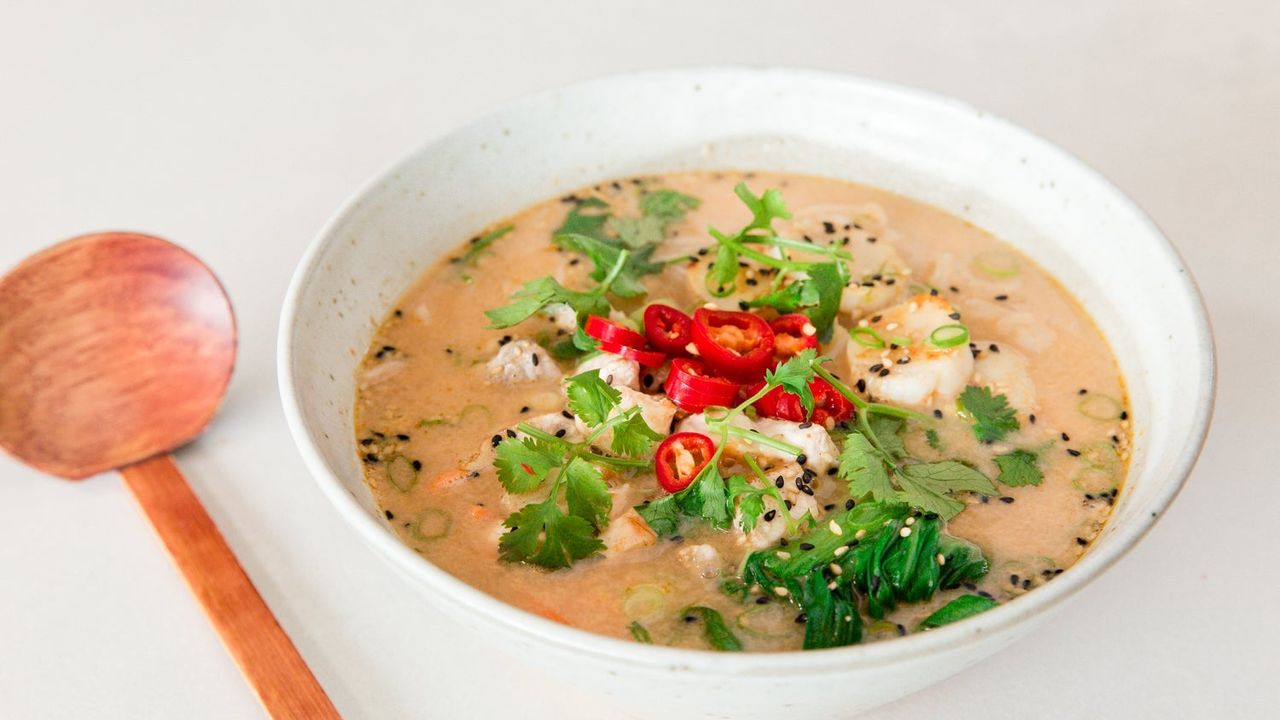 Coconut, Lemongrass & Chilli Miso Bone Broth (GF)