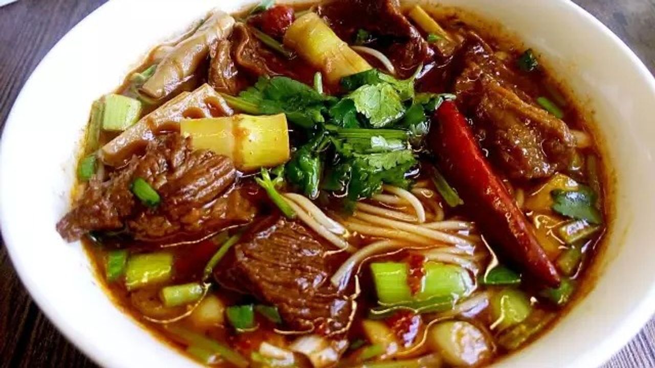Beef Noodles Soup