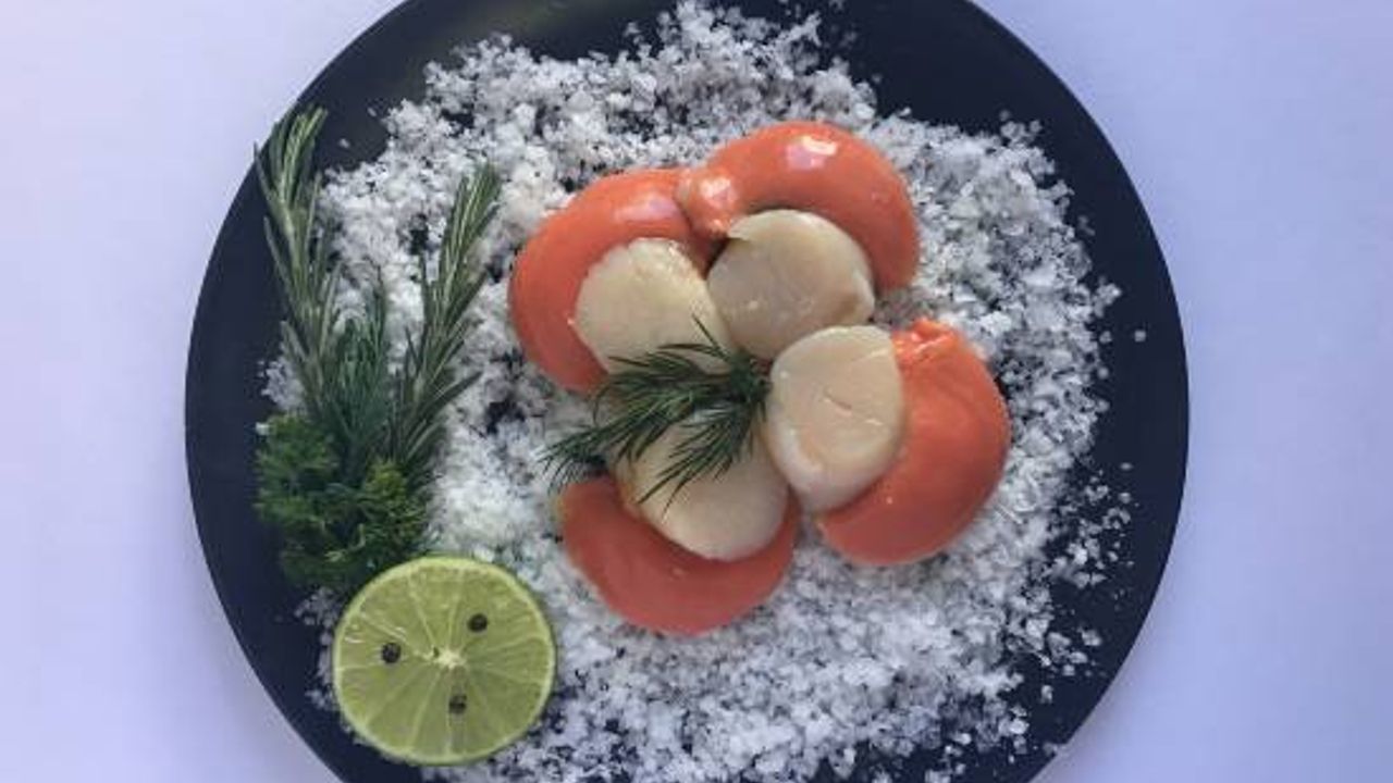 Sea Scallop Roe-On