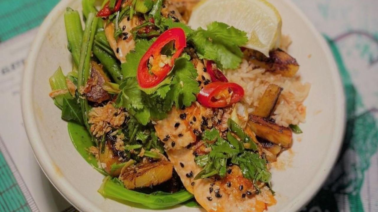 Asian Salmon Bowl