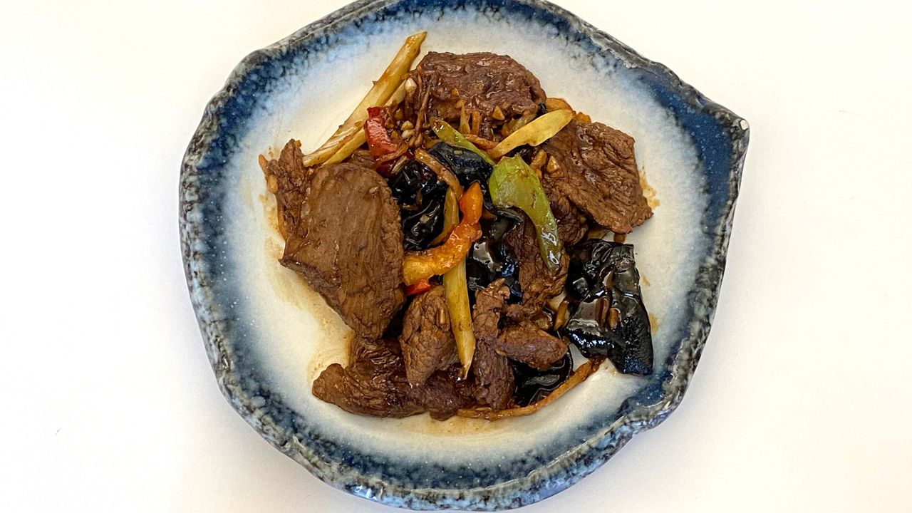 Beef Eye Fillet (Ginger Garlic)