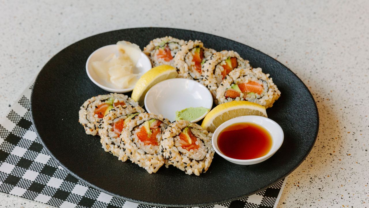 Nude Maki (8 Pieces)