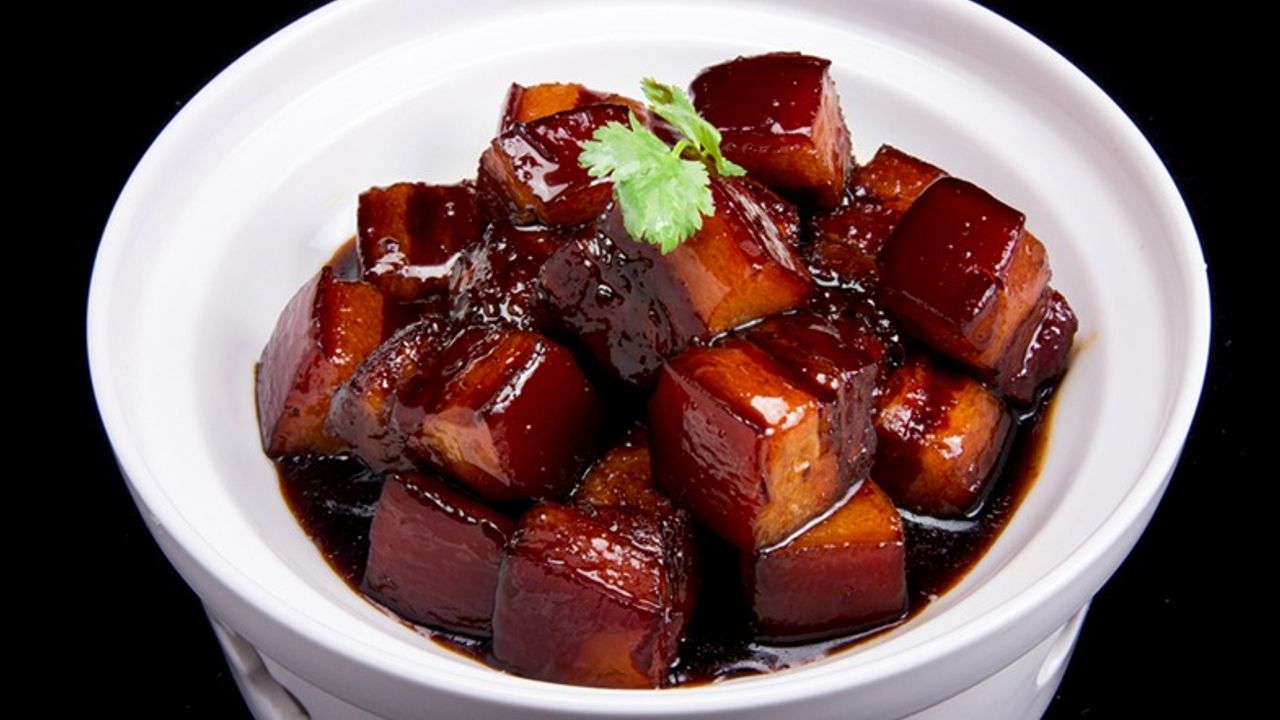 L14. Slow Cooked Braised Pork Belly