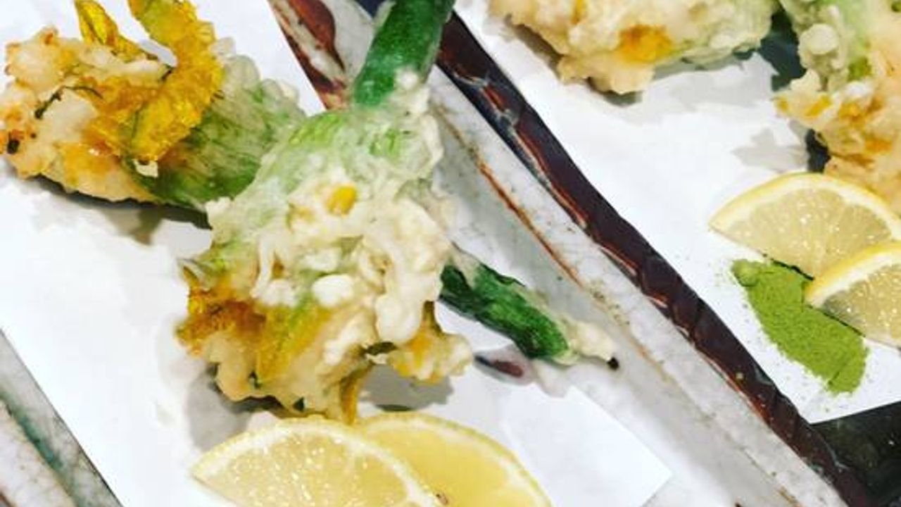 Zucchini flowe tempura staffed creamy prawn