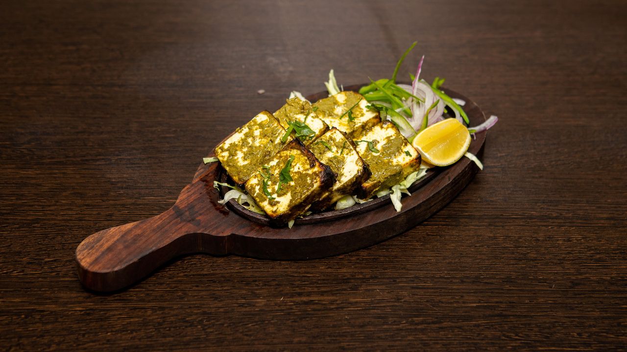 Lasuni Hara Paneer