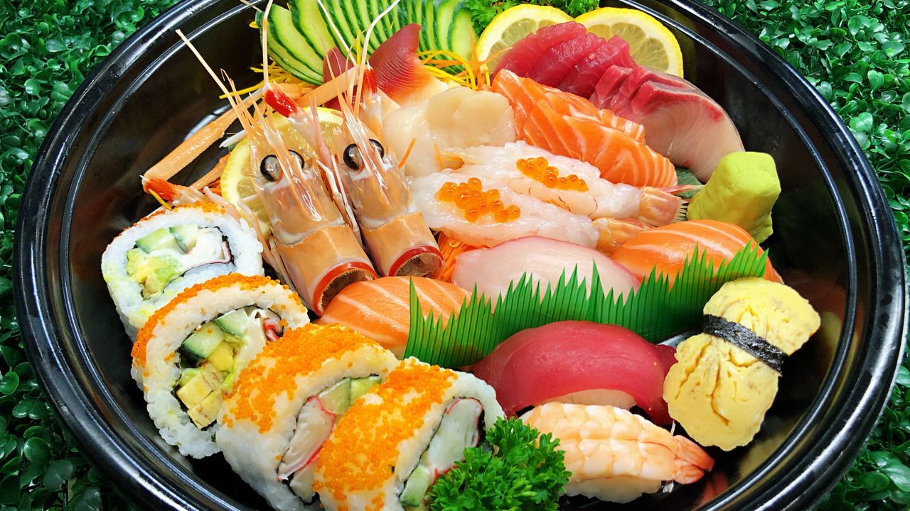 Premium Sushi, Sashimi Platter (Small)