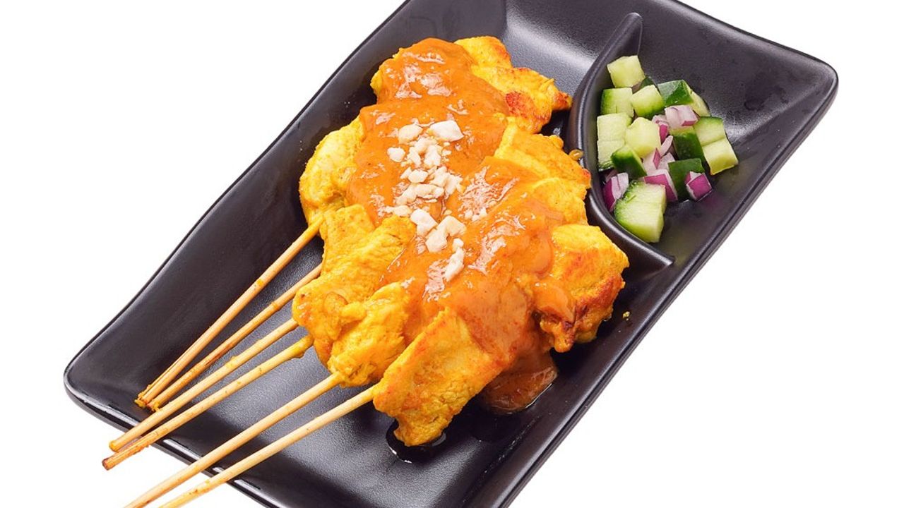 Satay Chicken with Peanut Sauce