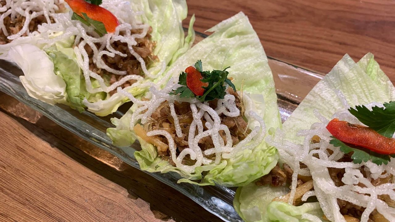 San Choi Bao with Pork