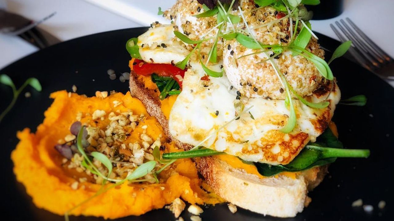 Halloumi Stack