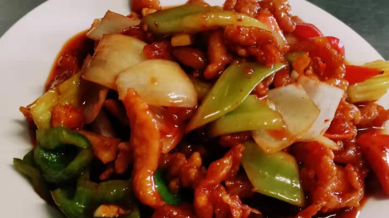 83. Crispy Shredded Chicken with Cantones Sauce with Mix Vegetables / 中式鸡丝