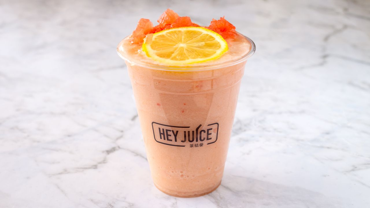 Guava and Watermelon Smoothie (1544KJ) (400ml)